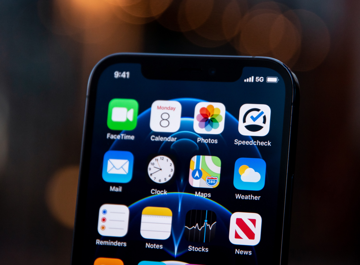 蔡甸苹果手机维修分享为什么 iPhone 12 在冬季会自动关机 